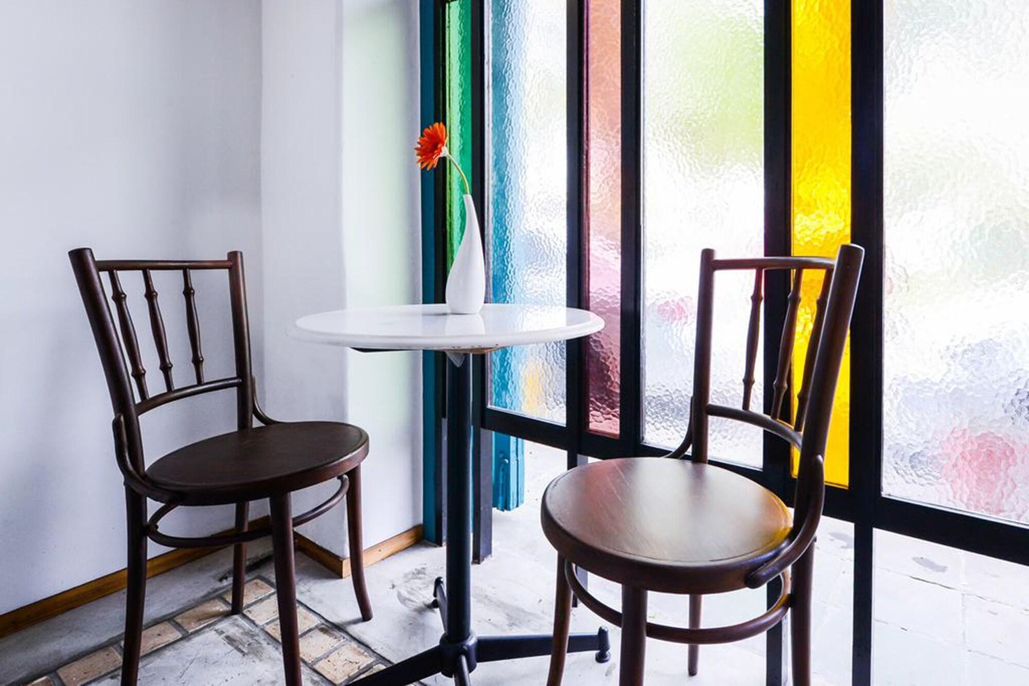 Neighbor Phuthon Bed and Breakfast Bangkok Exteriör bild