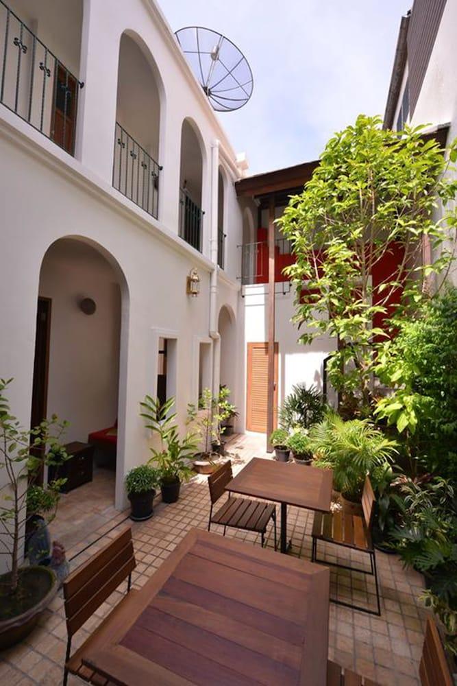 Neighbor Phuthon Bed and Breakfast Bangkok Exteriör bild