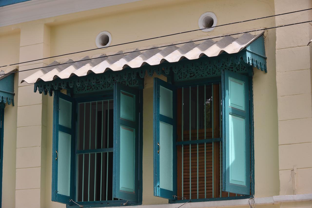 Neighbor Phuthon Bed and Breakfast Bangkok Exteriör bild