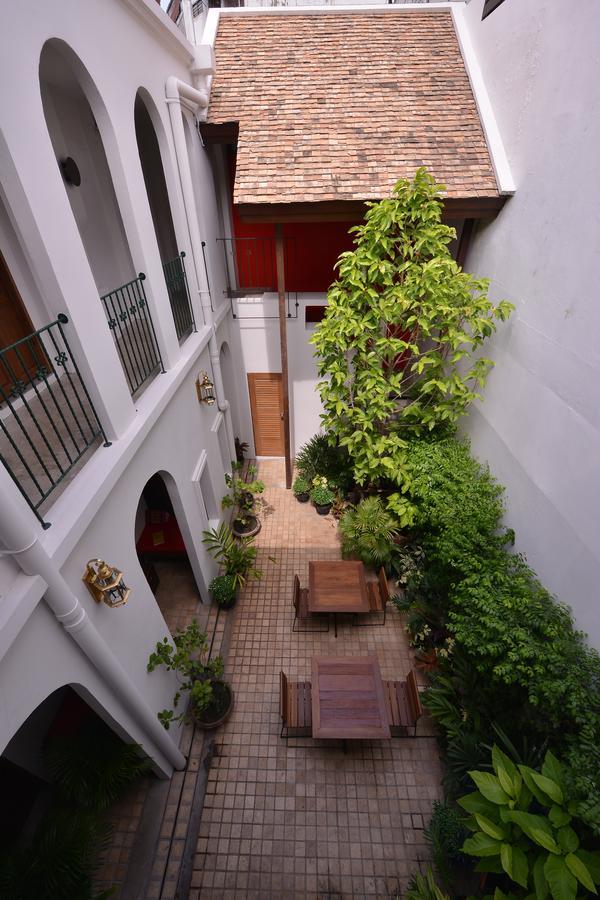 Neighbor Phuthon Bed and Breakfast Bangkok Exteriör bild